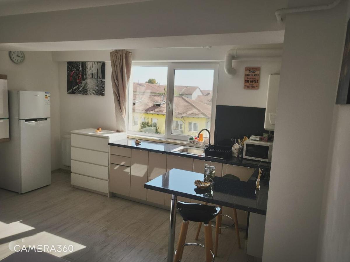 Studio 32 Bulevardul Oltenia Craiova Exterior photo